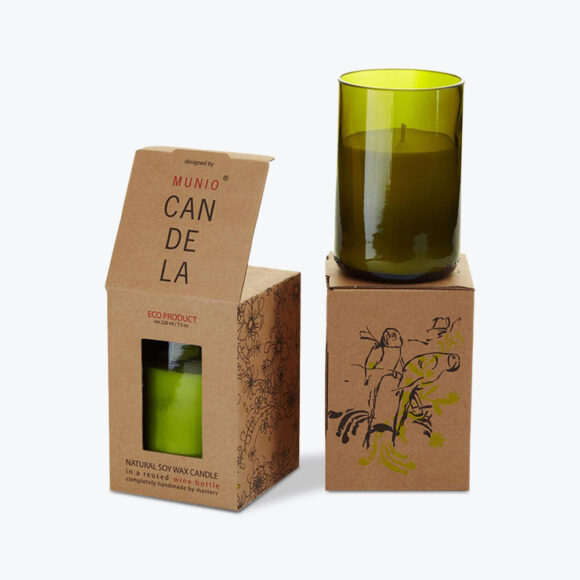 Low Minimums of 100 BoxesFast Turnaround TimesFree Die and PlatesHigh Quality Offset PrintingCompetitive PricingFree Design SupportCustomized Sizes & StylesFree Shipping Durable Candle Boxes with Window